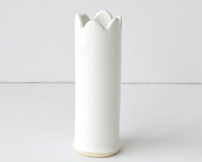 Simple Vase - White - Scalloped